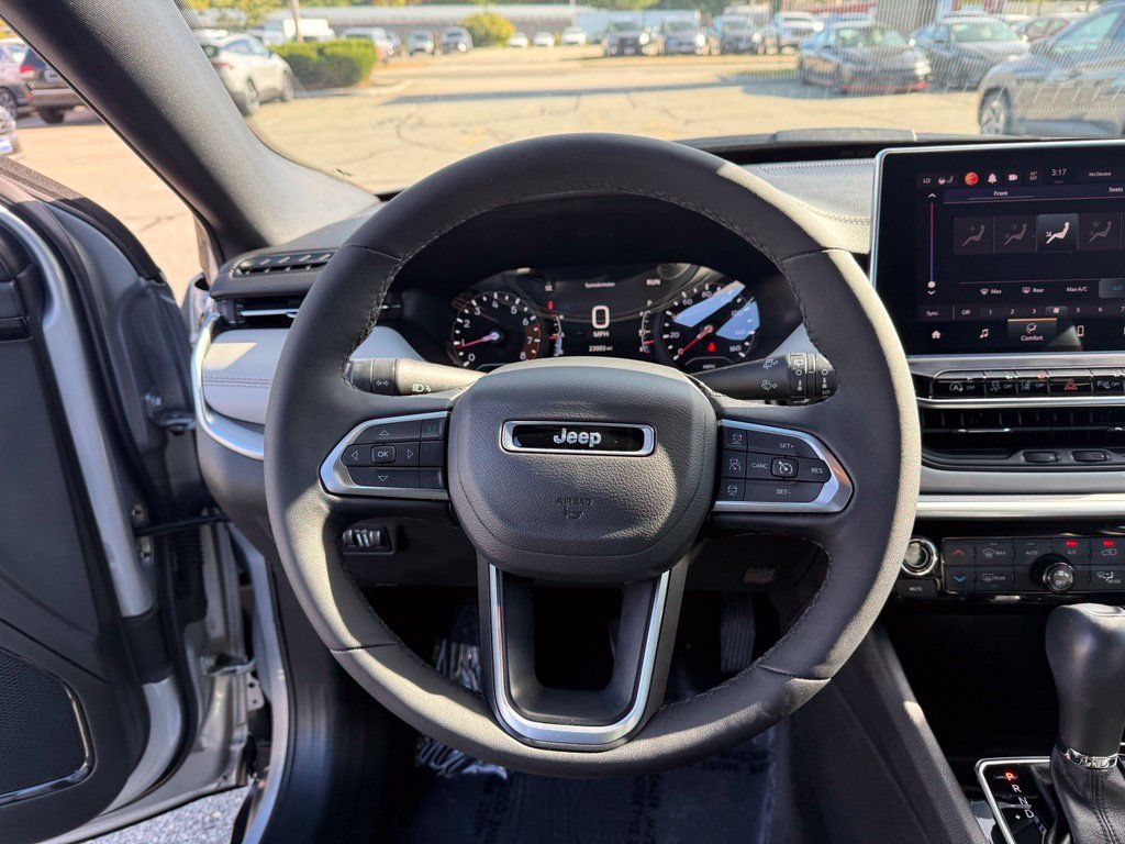 Used 2024 Jeep Compass Limited AWD/4WD image 11