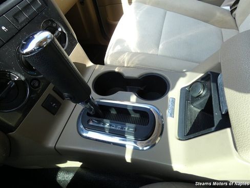 Used 2010 Ford Explorer Sport Trac XLT image 33