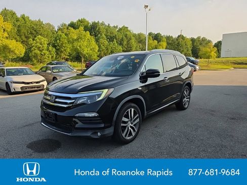 Used 2016 Honda Pilot Touring image 1