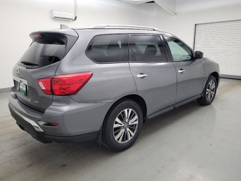 Used 2020 Nissan Pathfinder S AWD/4WD image 10
