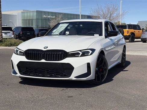 Used 2026 BMW 330i Sedan w/ M Sport Package RWD image 3