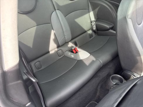 Used 2010 MINI Cooper Hardtop image 9