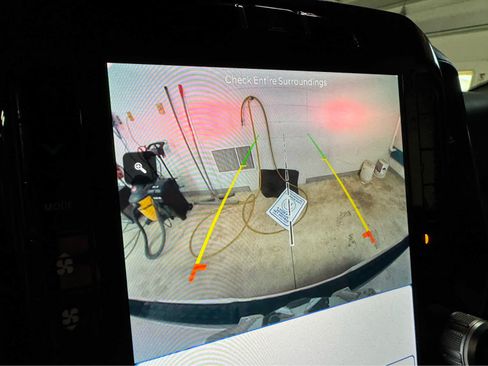 Certified 2022 RAM 1500 Limited w/ Body Color Bumper Group image 15