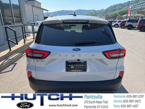 Used 2025 Ford Escape ST-Line AWD/4WD image 4