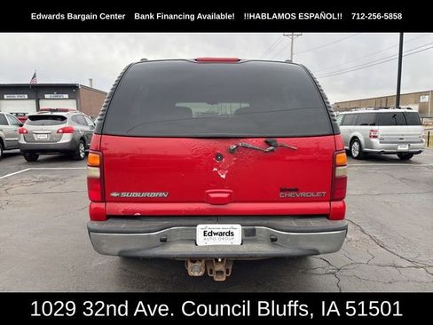 Used 2002 Chevrolet Suburban LT image 8