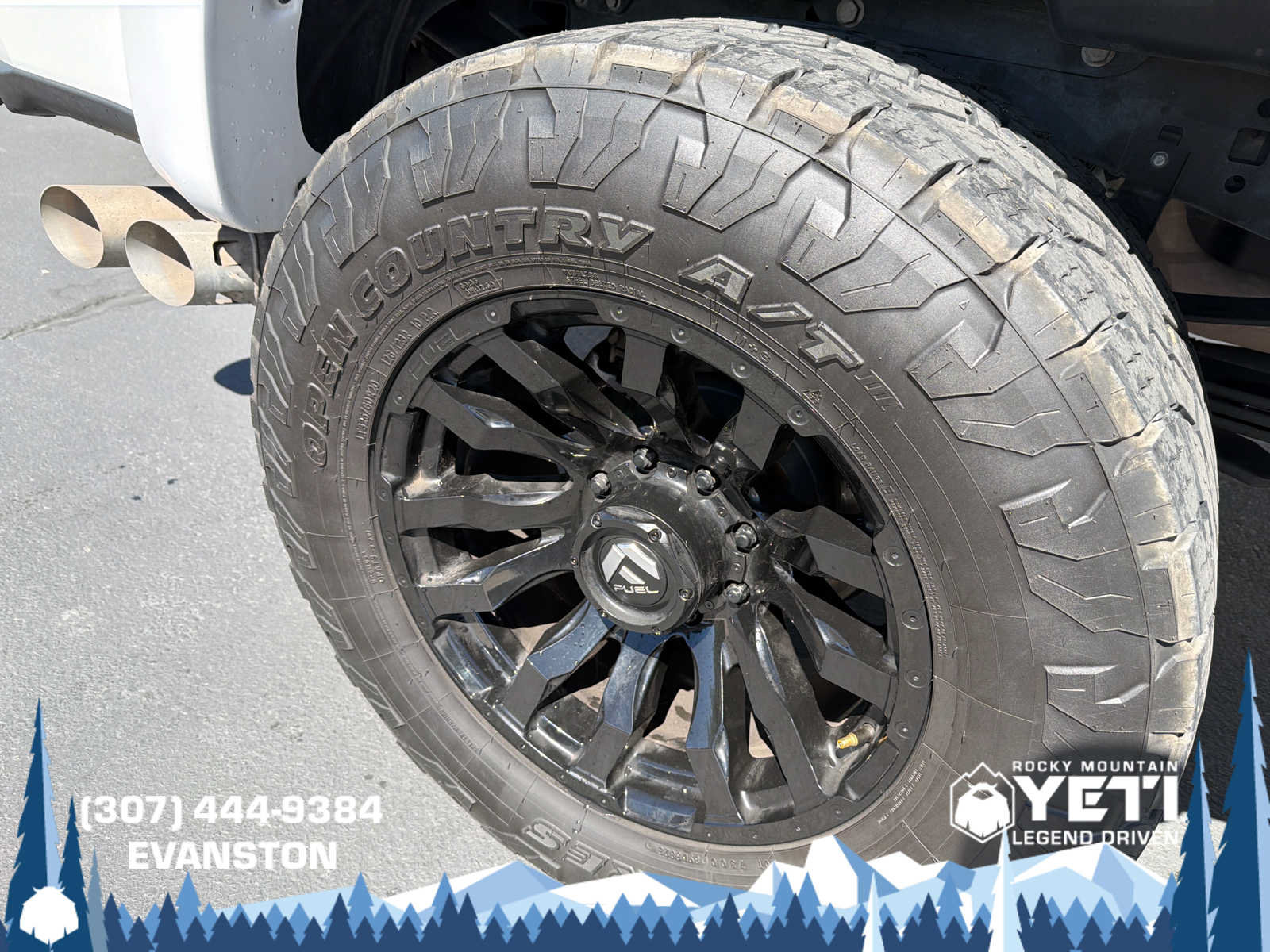Used 2025 Ford F350 Platinum AWD/4WD image 12