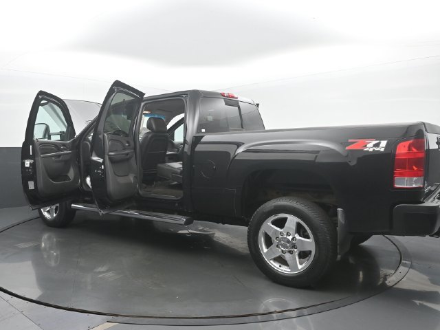 Used 2014 GMC Sierra 2500 Denali w/ Snow Plow Prep Package AWD/4WD image 52