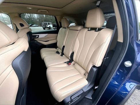 Used 2023 Acura MDX SH-AWD image 23