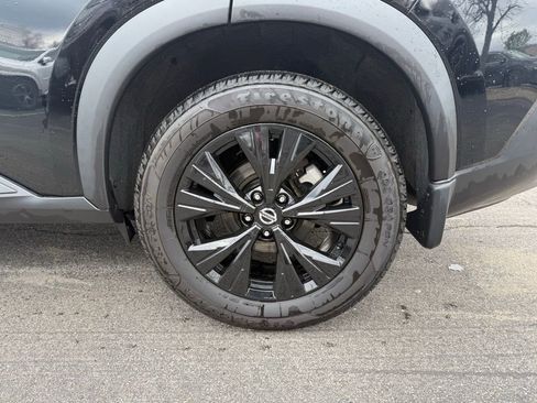 Used 2021 Nissan Rogue SV AWD/4WD image 24