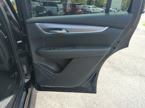Used 2023 Cadillac XT6 Luxury FWD image 33