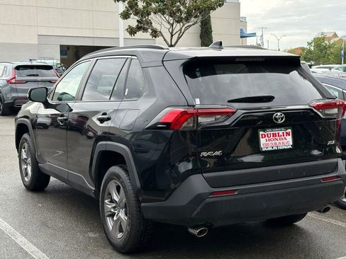 Used 2024 Toyota RAV4 XLE w/ Convenience Package image 5