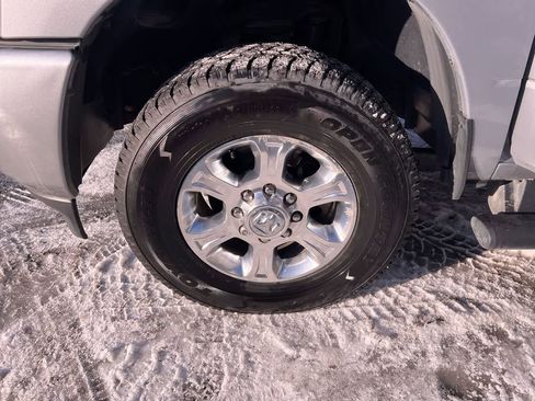 Used 2022 RAM 2500 Big Horn w/ Level C Equiment Group AWD/4WD image 10