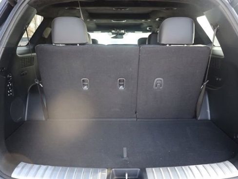 Used 2022 Hyundai Palisade Calligraphy image 33