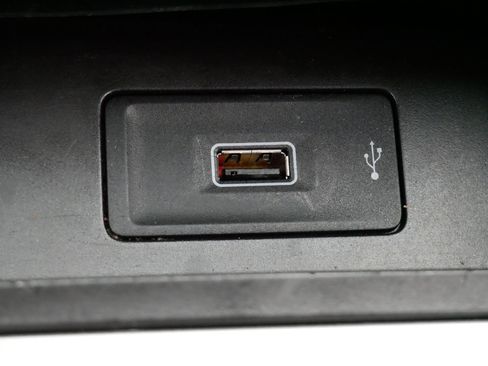 Certified 2022 Volkswagen Passat 2.0T FWD image 29