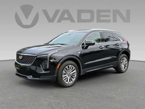 Used 2024 Cadillac XT4 Premium Luxury FWD image 24
