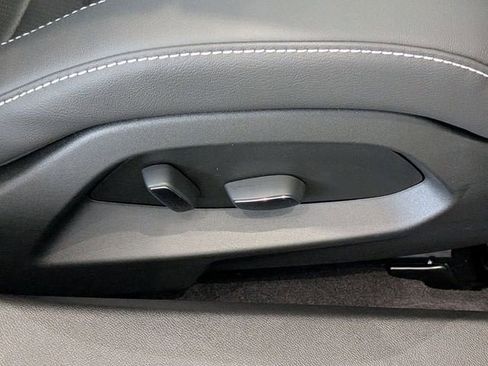 New 2026 Chevrolet Corvette Stingray Coupe w/ Z51 Performance Package image 29