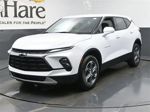 New 2025 Chevrolet Blazer LT w/ LPO, Floor Liner Package image 12