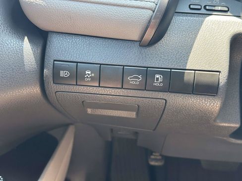 Used 2023 Toyota Camry SE FWD image 21
