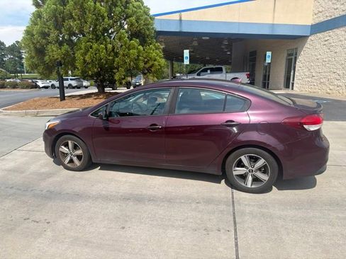 Used 2018 Kia Forte LX w/ LX Popular Package FWD image 6