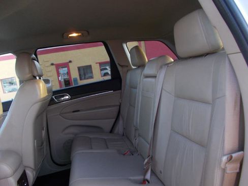 Used 2015 Jeep Grand Cherokee Limited w/ Trailer Tow Group IV image 39