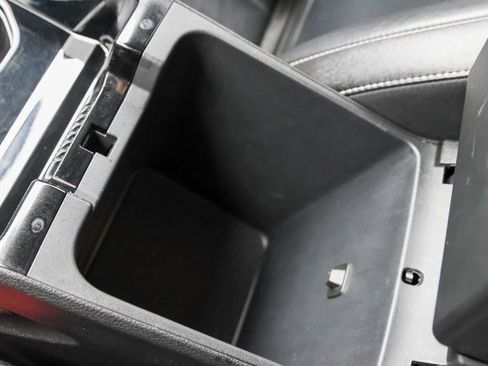 Used 2023 Jeep Grand Cherokee L Limited image 25