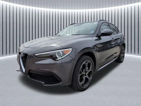 Used 2023 Alfa Romeo Stelvio Ti w/ Active Assist Plus Package image 16
