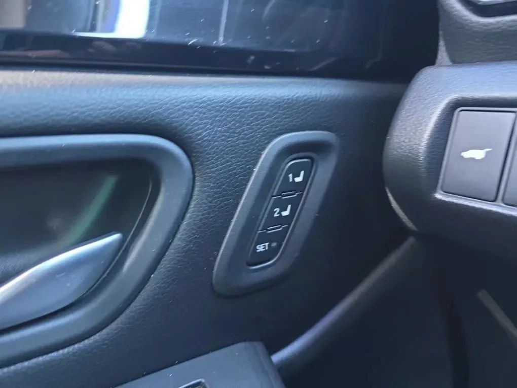 Used 2024 Honda Pilot EX-L image 23