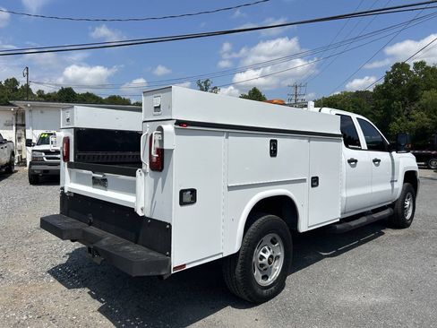 Used 2019 Chevrolet Silverado 2500 W/T w/ WT Convenience Package AWD/4WD image 6