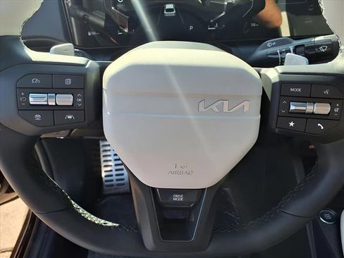 New 2025 Kia K4 GT-Line Turbo image 14