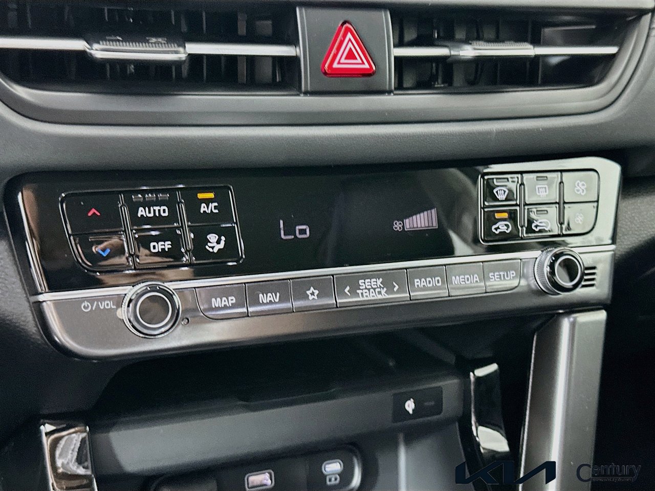 New 2026 Kia Seltos SX AWD/4WD image 11