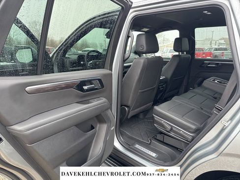 Used 2025 Chevrolet Tahoe LT w/ Comfort Package image 19