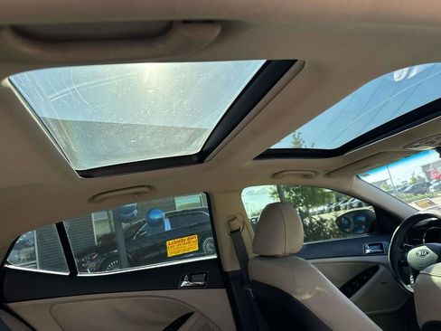 Used 2011 Kia Optima EX w/ Premium Pkg FWD image 11