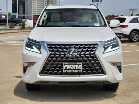 Used 2023 Lexus GX 460 Premium w/ Premium Package AWD/4WD image 2