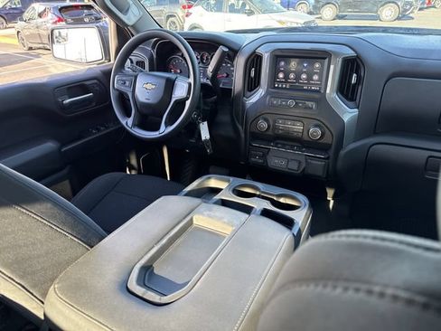 Used 2021 Chevrolet Silverado 1500 Custom AWD/4WD image 26