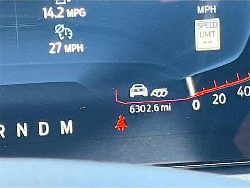 Used 2024 Ford Mustang GT Premium image 12