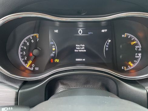 Used 2021 Jeep Grand Cherokee Laredo X image 21