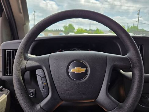 New 2025 Chevrolet Express 3500 w/ Power Convenience Package image 27