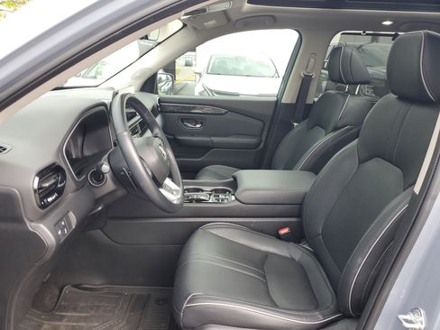 Certified 2023 Honda Pilot Elite image 11