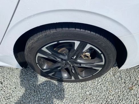 Used 2022 Kia K5 GT-Line image 25