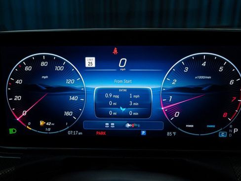New 2026 Mercedes-Benz CLE 300 4MATIC Coupe image 16