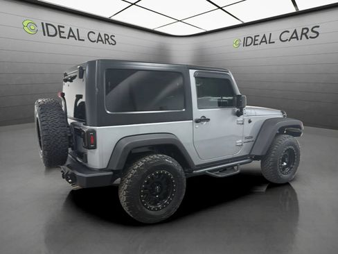 Used 2016 Jeep Wrangler Sport w/ Quick Order Package 24S AWD/4WD image 5