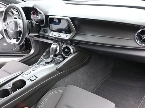 Used 2023 Chevrolet Camaro LT w/ Technology Package RWD image 22