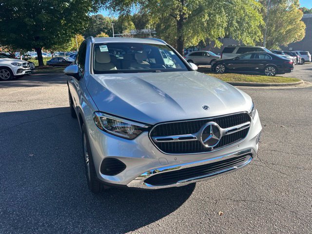 Certified 2026 Mercedes-Benz GLC 300 image 3