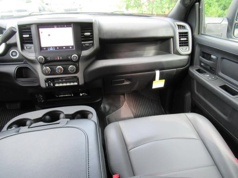 Certified 2024 RAM 3500 Tradesman w/ Chrome Appearance Group AWD/4WD image 16