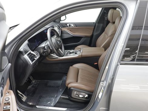 Used 2026 BMW X7 M60i AWD/4WD image 6