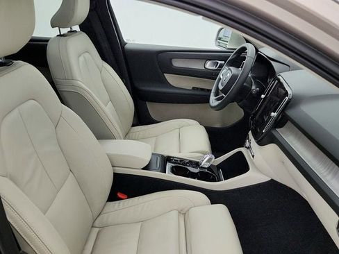 Used 2023 Volvo XC40 B5 Plus w/ Driver Assist Package image 26