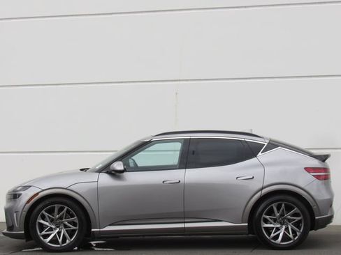 Used 2023 Genesis GV60 Advanced AWD/4WD image 4