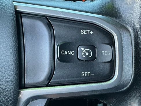 Used 2020 RAM 1500 Laramie AWD/4WD image 20