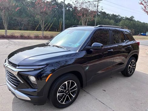 New 2026 Chevrolet TrailBlazer LT w/ Convenience Package FWD image 7