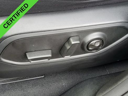 Used 2023 Jeep Grand Cherokee Laredo w/ Luxury Tech Group I AWD/4WD image 7